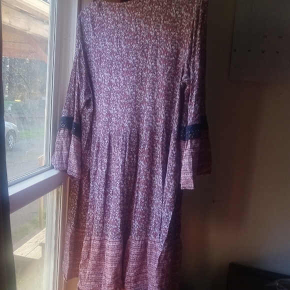 Knox Rose Floral Dress - Picture 6 of 6